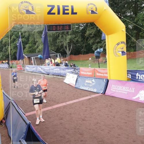 13.09.2026 - Airport Race Dennis Weichert http://msf.ph/oto/10334151 13.09.2026 10:32:49 Ziel 4166, 5019, 5223, 5225, 5324 meine-sportfotos.de