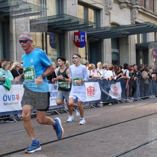 13.09.2026 - 21. swb-Marathon Bremen Strokosch-Dieckow http://msf.ph/oto/10334168 13.09.2026 13:24:04 Ziel 776, 789, 790, 909, 1250, 2295, 2491, 3375, 3994, 4000, 4559, 5012, 5208, 5481, 5572, 5668, 5669, 5928, 5929, 5953, 6080, 6105, 7059, 7069, 7081, 7156, 7568, 8082, 8310, 8415, 8784, 8881, 9087, 9264, 9573, 9676, 9916, 10069, 10071, 102, 342, 1199, 2210, 2288, 2370, 2517, 2967, 3044, 3372, 4601, 4671, 5011, 5104, 5116, 5146, 5231, 5257, 5397, 5623, 6332, 6648, 6772, 7094, 7105, 7216, 7357, 7475, 7761, 8051, 8052, 8179, 8290, 10059, 10115, 13007, 13197 meine-sportfotos.de