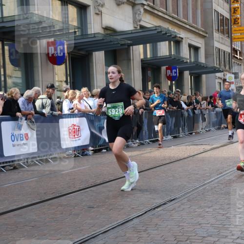 13.09.2026 - 21. swb-Marathon Bremen Strokosch-Dieckow http://msf.ph/oto/10334212 13.09.2026 13:24:05 Ziel 776, 789, 790, 909, 1250, 1582, 2295, 2491, 3375, 3524, 3994, 4000, 4559, 5012, 5208, 5481, 5572, 5668, 5669, 5928, 5929, 5953, 6080, 6105, 7059, 7069, 7081, 7156, 7568, 8082, 8310, 8415, 8784, 8881, 9087, 9264, 9573, 9676, 9916, 10069, 10071, 102, 342, 909, 1199, 2210, 2288, 2370, 2517, 2967, 3044, 3372, 4601, 4671, 5011, 5104, 5116, 5146, 5231, 5257, 5397, 5623, 6105, 6332, 6648, 6772, 7094, 7105, 7216, 7357, 7475, 7761, 8051, 8052, 8179, 10059, 10115, 13007, 13197 meine-sportfotos.de