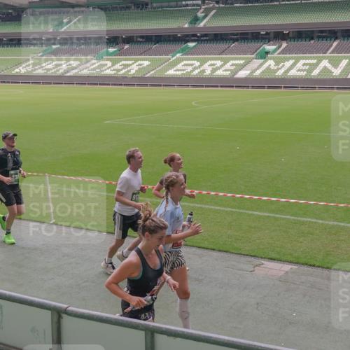 13.09.2026 - 21. swb-Marathon Bremen Michael Burmester http://msf.ph/oto/10334222 13.09.2026 13:07:44 Laufen im Stadion 132, 156, 303, 310, 372, 489, 551, 607, 682, 716, 800, 808, 809, 831, 834, 846, 884, 911, 922, 1083, 1173, 1189, 1205, 1210, 1285, 1289, 1322, 1364, 1365, 1369, 1387, 1395, 1437, 1532, 1545, 1559, 1574, 1600, 1688, 1823, 1831, 1841, 1848, 1854, 1871, 1899, 1909, 1926, 1938, 2003, 2041, 2070, 2090, 2215, 2219, 2229, 2275, 2283, 2318, 2356, 2366, 2405, 2440, 2492, 2565, 2611, 2635, 2699, 2707, 2721, 2727, 2731, 2755, 2782, 2802, 2818, 2831, 2866, 2902, 2911, 2949, 2960, 3067 meine-sportfotos.de