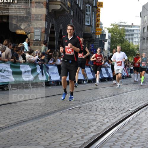 13.09.2026 - 21. swb-Marathon Bremen Strokosch-Dieckow http://msf.ph/oto/10334262 13.09.2026 13:17:09 Ziel 385, 472, 675, 696, 734, 827, 985, 1970, 2319, 2473, 2474, 2809, 3706, 3716, 3961, 4135, 4137, 4485, 5772, 6049, 6531, 6535, 6819, 7297, 7387, 7875, 842, 3148, 4805, 6095, 6734, 6759 meine-sportfotos.de
