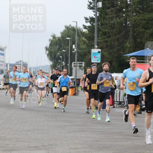 13.09.2026 - Kiel Lauf Andreas Tolksdorf http://msf.ph/oto/10334274 13.09.2026 09:52:15 Kiellinie 4, 2084, 10435, 4278, 11169, 4438, 6156 meine-sportfotos.de