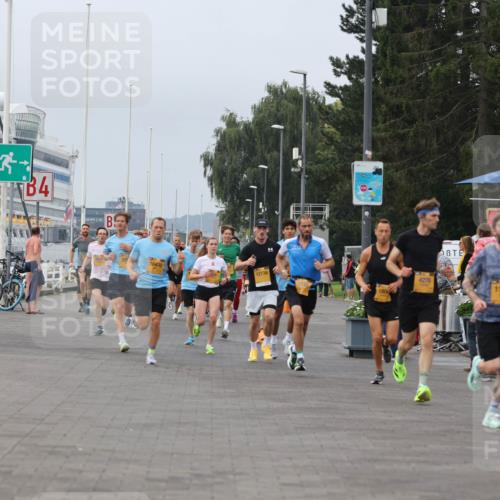 13.09.2026 - Kiel Lauf Andreas Tolksdorf http://msf.ph/oto/10334294 13.09.2026 09:52:16 Kiellinie 4, 10435, 12738, 1180, 4278, 11169, 4438 meine-sportfotos.de