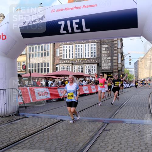 13.09.2026 - 21. swb-Marathon Bremen Tim E. http://msf.ph/oto/10334313 13.09.2026 11:06:05 Ziel 10018, 10168, 10238, 10259, 10260, 10305, 10382, 10457, 10619, 10864, 11024, 11132, 11164, 11477, 11520, 11791, 11947, 12156, 12186, 12378, 12501, 12523, 12528, 12773 meine-sportfotos.de