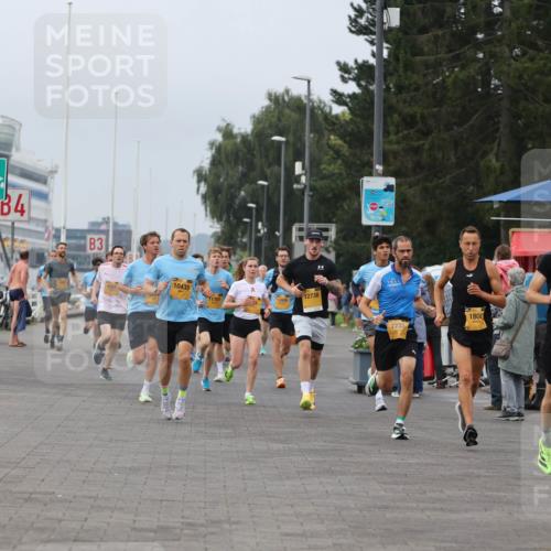13.09.2026 - Kiel Lauf Andreas Tolksdorf http://msf.ph/oto/10334318 13.09.2026 09:52:17 Kiellinie 4, 3, 10435, 31, 12738, 1800, 7233, 4278 meine-sportfotos.de