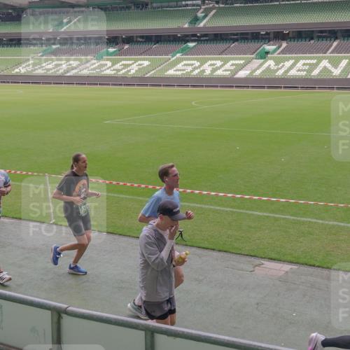 13.09.2026 - 21. swb-Marathon Bremen Michael Burmester http://msf.ph/oto/10334324 13.09.2026 13:07:55 Laufen im Stadion 132, 156, 310, 372, 489, 551, 607, 682, 716, 800, 808, 809, 831, 834, 846, 884, 911, 922, 1083, 1124, 1173, 1189, 1205, 1210, 1285, 1289, 1322, 1364, 1369, 1387, 1395, 1437, 1532, 1545, 1559, 1600, 1688, 1831, 1841, 1848, 1854, 1871, 1899, 1926, 1938, 2003, 2041, 2070, 2090, 2215, 2219, 2229, 2283, 2318, 2366, 2380, 2405, 2440, 2467, 2492, 2565, 2611, 2635, 2699, 2707, 2721, 2727, 2731, 2755, 2782, 2802, 2818, 2831, 2841, 2866, 2897, 2902, 2911, 2930, 2949, 2960, 3067 meine-sportfotos.de