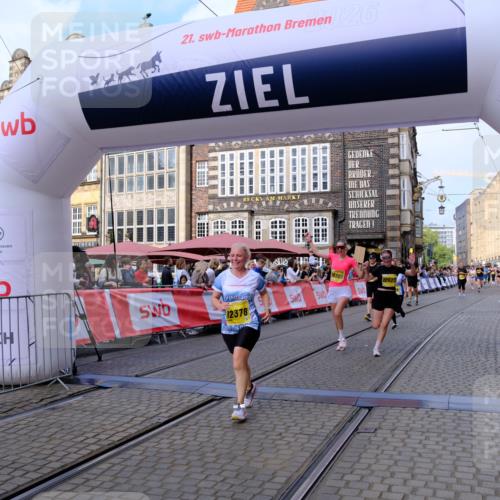 13.09.2026 - 21. swb-Marathon Bremen Tim E. http://msf.ph/oto/10334326 13.09.2026 11:06:05 Ziel 10018, 10168, 10238, 10259, 10260, 10305, 10382, 10457, 10619, 10864, 11024, 11132, 11164, 11477, 11520, 11791, 11947, 12156, 12186, 12378, 12501, 12523, 12528, 12773 meine-sportfotos.de