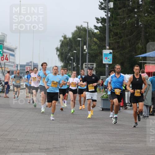 13.09.2026 - Kiel Lauf Andreas Tolksdorf http://msf.ph/oto/10334328 13.09.2026 09:52:17 Kiellinie 4, 10435, 12736, 7233, 1800, 4278 meine-sportfotos.de