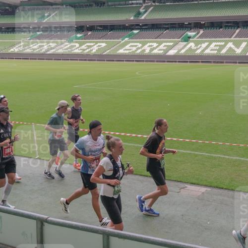 13.09.2026 - 21. swb-Marathon Bremen Michael Burmester http://msf.ph/oto/10334330 13.09.2026 13:07:56 Laufen im Stadion 132, 156, 310, 372, 489, 551, 607, 682, 716, 800, 808, 809, 831, 834, 846, 884, 911, 922, 1083, 1124, 1173, 1189, 1205, 1210, 1285, 1289, 1322, 1364, 1369, 1387, 1395, 1437, 1532, 1545, 1559, 1600, 1688, 1831, 1841, 1848, 1854, 1871, 1899, 1926, 1938, 2003, 2041, 2070, 2090, 2215, 2219, 2229, 2283, 2318, 2366, 2380, 2405, 2440, 2467, 2492, 2565, 2611, 2635, 2699, 2707, 2721, 2727, 2731, 2755, 2782, 2802, 2818, 2831, 2841, 2866, 2897, 2911, 2930, 2949, 2960, 3067 meine-sportfotos.de