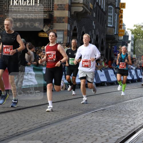 13.09.2026 - 21. swb-Marathon Bremen Strokosch-Dieckow http://msf.ph/oto/10334332 13.09.2026 13:17:11 Ziel 385, 472, 675, 696, 734, 827, 1970, 2319, 2473, 2474, 2809, 3706, 3716, 3961, 4135, 4137, 4485, 5772, 6049, 6531, 6535, 6704, 6819, 7297, 7387, 7875, 842, 3148, 4805, 6095, 6734, 6759, 6803, 8532, 8714 meine-sportfotos.de