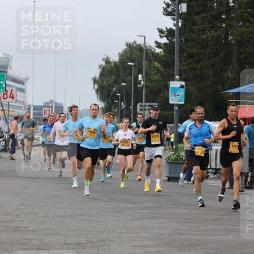 13.09.2026 - Kiel Lauf Andreas Tolksdorf http://msf.ph/oto/10334336 13.09.2026 09:52:17 Kiellinie 4, 3, 10435, 12738, 10906, 701, 531, 7233, 100, 1800, 4278, 30 meine-sportfotos.de