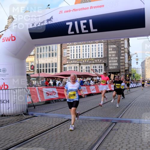 13.09.2026 - 21. swb-Marathon Bremen Tim E. http://msf.ph/oto/10334338 13.09.2026 11:06:05 Ziel 10018, 10168, 10238, 10259, 10260, 10305, 10382, 10457, 10619, 10864, 11024, 11132, 11164, 11477, 11520, 11791, 11947, 12156, 12186, 12378, 12501, 12523, 12528, 12773 meine-sportfotos.de