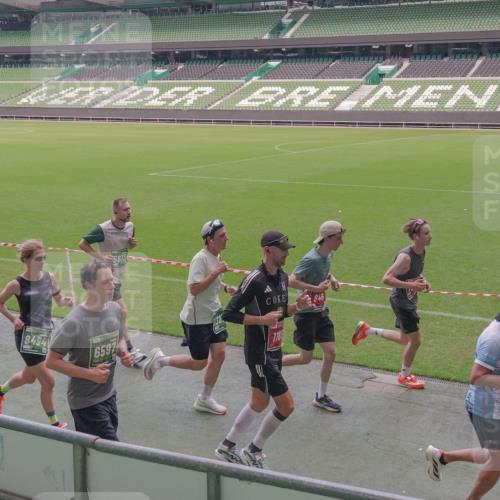 13.09.2026 - 21. swb-Marathon Bremen Michael Burmester http://msf.ph/oto/10334342 13.09.2026 13:07:57 Laufen im Stadion 132, 156, 310, 372, 489, 551, 607, 682, 716, 800, 808, 809, 831, 834, 846, 884, 911, 922, 1083, 1124, 1173, 1189, 1205, 1210, 1285, 1289, 1322, 1364, 1369, 1387, 1395, 1437, 1532, 1545, 1559, 1600, 1688, 1831, 1841, 1848, 1854, 1871, 1899, 1926, 1938, 2003, 2041, 2070, 2090, 2215, 2219, 2229, 2283, 2318, 2366, 2380, 2405, 2440, 2467, 2492, 2565, 2611, 2635, 2699, 2707, 2721, 2727, 2731, 2755, 2782, 2802, 2818, 2831, 2841, 2866, 2897, 2911, 2930, 2949, 2960, 3067 meine-sportfotos.de