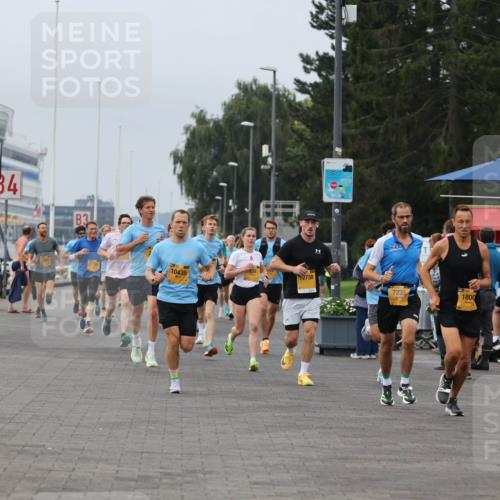 13.09.2026 - Kiel Lauf Andreas Tolksdorf http://msf.ph/oto/10334345 13.09.2026 09:52:18 Kiellinie 4, 3, 10435, 2738, 7233, 1800, 4278 meine-sportfotos.de