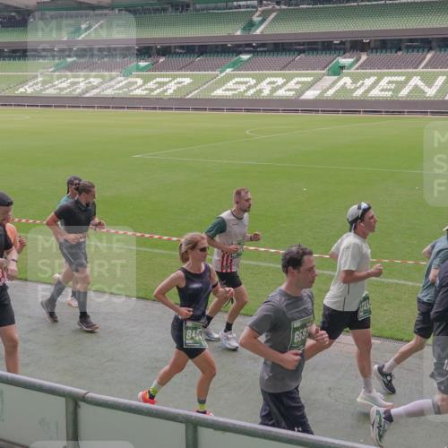 13.09.2026 - 21. swb-Marathon Bremen Michael Burmester http://msf.ph/oto/10334348 13.09.2026 13:07:57 Laufen im Stadion 132, 156, 310, 372, 489, 551, 607, 682, 716, 800, 808, 809, 831, 834, 846, 884, 911, 922, 1083, 1124, 1173, 1189, 1205, 1210, 1285, 1289, 1322, 1364, 1369, 1387, 1395, 1437, 1532, 1545, 1559, 1600, 1688, 1831, 1841, 1848, 1854, 1871, 1899, 1926, 1938, 2003, 2041, 2070, 2090, 2215, 2219, 2229, 2283, 2318, 2366, 2380, 2405, 2440, 2467, 2492, 2565, 2611, 2635, 2699, 2707, 2721, 2727, 2731, 2755, 2782, 2802, 2818, 2831, 2841, 2866, 2897, 2911, 2930, 2949, 2960, 3067 meine-sportfotos.de