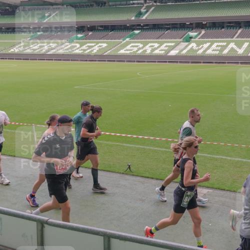 13.09.2026 - 21. swb-Marathon Bremen Michael Burmester http://msf.ph/oto/10334356 13.09.2026 13:07:58 Laufen im Stadion 132, 156, 310, 372, 489, 551, 607, 682, 716, 800, 808, 809, 831, 834, 846, 884, 911, 922, 1083, 1124, 1173, 1189, 1205, 1210, 1285, 1289, 1322, 1364, 1369, 1387, 1395, 1437, 1532, 1545, 1559, 1600, 1688, 1831, 1841, 1848, 1854, 1871, 1899, 1926, 1938, 2003, 2041, 2070, 2090, 2215, 2219, 2229, 2283, 2318, 2366, 2380, 2405, 2440, 2467, 2492, 2565, 2611, 2635, 2699, 2707, 2721, 2727, 2731, 2755, 2782, 2802, 2818, 2823, 2831, 2841, 2866, 2897, 2911, 2930, 2949, 2960, 3067 meine-sportfotos.de