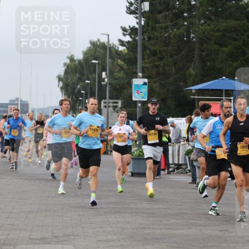 13.09.2026 - Kiel Lauf Andreas Tolksdorf http://msf.ph/oto/10334368 13.09.2026 09:52:18 Kiellinie 4, 1716, 2084, 10435, 12738, 72, 1800 meine-sportfotos.de
