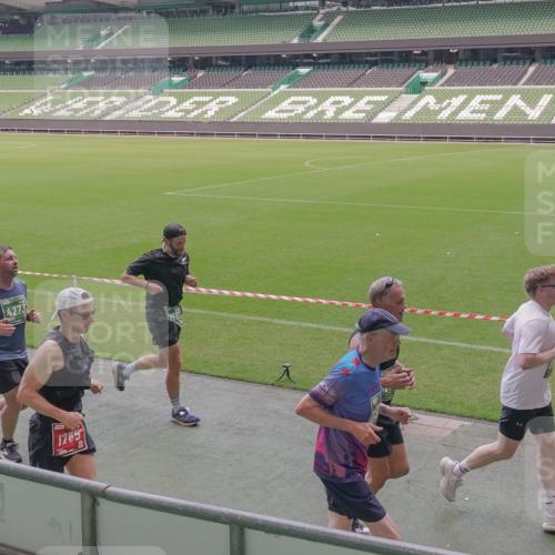 13.09.2026 - 21. swb-Marathon Bremen Michael Burmester http://msf.ph/oto/10334379 13.09.2026 13:08:00 Laufen im Stadion 132, 156, 310, 372, 489, 551, 607, 682, 716, 800, 808, 809, 831, 834, 846, 884, 911, 922, 1025, 1083, 1124, 1173, 1189, 1210, 1285, 1289, 1322, 1364, 1369, 1387, 1395, 1437, 1532, 1545, 1559, 1600, 1688, 1831, 1841, 1848, 1854, 1871, 1899, 1926, 1938, 2003, 2041, 2070, 2090, 2215, 2219, 2229, 2283, 2318, 2366, 2380, 2405, 2440, 2467, 2492, 2565, 2611, 2635, 2699, 2707, 2721, 2727, 2731, 2755, 2782, 2802, 2818, 2823, 2831, 2841, 2866, 2897, 2911, 2930, 2949, 2960, 3067 meine-sportfotos.de