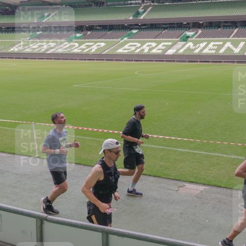 13.09.2026 - 21. swb-Marathon Bremen Michael Burmester http://msf.ph/oto/10334386 13.09.2026 13:08:00 Laufen im Stadion 132, 156, 310, 372, 489, 551, 607, 682, 716, 800, 808, 809, 831, 834, 846, 884, 911, 922, 1025, 1083, 1124, 1173, 1189, 1210, 1285, 1289, 1322, 1364, 1369, 1387, 1395, 1437, 1532, 1545, 1559, 1600, 1688, 1831, 1841, 1848, 1854, 1871, 1899, 1926, 1938, 2003, 2041, 2070, 2090, 2215, 2219, 2229, 2283, 2318, 2366, 2380, 2405, 2440, 2467, 2492, 2565, 2611, 2635, 2699, 2707, 2721, 2727, 2731, 2755, 2782, 2802, 2818, 2823, 2831, 2841, 2866, 2897, 2911, 2930, 2949, 2960, 3067 meine-sportfotos.de