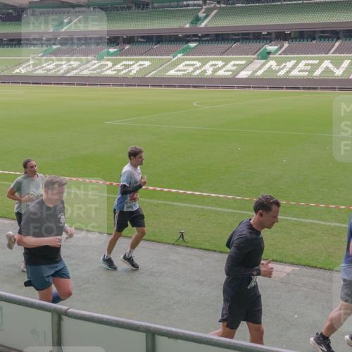 13.09.2026 - 21. swb-Marathon Bremen Michael Burmester http://msf.ph/oto/10334391 13.09.2026 13:08:01 Laufen im Stadion 132, 156, 310, 372, 489, 551, 607, 682, 716, 800, 808, 809, 831, 834, 846, 884, 911, 922, 1025, 1083, 1124, 1173, 1189, 1210, 1285, 1289, 1322, 1364, 1369, 1387, 1395, 1437, 1532, 1545, 1559, 1600, 1688, 1831, 1841, 1854, 1871, 1899, 1926, 1938, 2003, 2041, 2070, 2090, 2215, 2219, 2229, 2283, 2318, 2366, 2380, 2405, 2440, 2467, 2492, 2565, 2611, 2635, 2699, 2707, 2721, 2727, 2731, 2755, 2782, 2802, 2818, 2823, 2831, 2841, 2866, 2897, 2911, 2930, 2949, 2960, 3067 meine-sportfotos.de