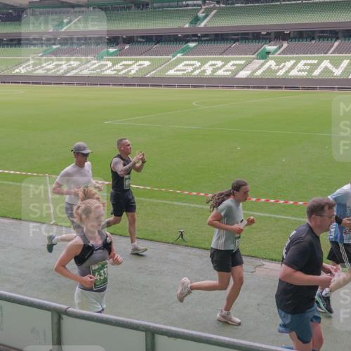13.09.2026 - 21. swb-Marathon Bremen Michael Burmester http://msf.ph/oto/10334406 13.09.2026 13:08:02 Laufen im Stadion 132, 156, 310, 372, 489, 551, 607, 682, 716, 800, 808, 809, 831, 834, 846, 884, 911, 922, 1025, 1083, 1124, 1173, 1189, 1210, 1285, 1289, 1322, 1364, 1369, 1387, 1395, 1437, 1532, 1545, 1559, 1600, 1688, 1831, 1841, 1854, 1871, 1899, 1926, 1938, 2003, 2041, 2070, 2090, 2215, 2219, 2229, 2283, 2318, 2366, 2380, 2405, 2440, 2467, 2492, 2565, 2611, 2635, 2699, 2707, 2721, 2727, 2731, 2755, 2782, 2802, 2818, 2823, 2831, 2841, 2866, 2897, 2911, 2930, 2949, 2960, 3067 meine-sportfotos.de