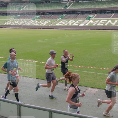 13.09.2026 - 21. swb-Marathon Bremen Michael Burmester http://msf.ph/oto/10334413 13.09.2026 13:08:03 Laufen im Stadion 132, 156, 310, 372, 489, 551, 607, 682, 716, 800, 808, 809, 831, 834, 846, 884, 911, 922, 1025, 1083, 1124, 1173, 1189, 1210, 1285, 1289, 1322, 1364, 1369, 1387, 1395, 1437, 1532, 1545, 1559, 1600, 1688, 1831, 1841, 1854, 1871, 1899, 1926, 1938, 2003, 2041, 2070, 2090, 2215, 2219, 2229, 2283, 2318, 2366, 2380, 2405, 2440, 2467, 2492, 2565, 2611, 2635, 2699, 2707, 2721, 2727, 2731, 2755, 2782, 2802, 2818, 2823, 2831, 2841, 2866, 2897, 2911, 2930, 2949, 2960, 3067 meine-sportfotos.de