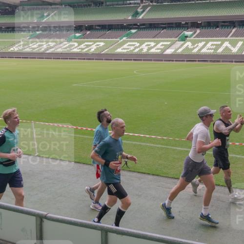 13.09.2026 - 21. swb-Marathon Bremen Michael Burmester http://msf.ph/oto/10334421 13.09.2026 13:08:03 Laufen im Stadion 132, 156, 310, 372, 489, 551, 607, 682, 716, 800, 808, 809, 831, 834, 846, 884, 911, 922, 1025, 1083, 1124, 1173, 1189, 1210, 1285, 1289, 1322, 1364, 1369, 1387, 1395, 1437, 1532, 1545, 1559, 1600, 1688, 1831, 1841, 1854, 1871, 1899, 1926, 1938, 2003, 2041, 2070, 2090, 2215, 2219, 2229, 2283, 2318, 2366, 2380, 2405, 2440, 2467, 2492, 2565, 2611, 2635, 2699, 2707, 2721, 2727, 2731, 2755, 2782, 2802, 2818, 2823, 2831, 2841, 2866, 2897, 2911, 2930, 2949, 2960, 3067 meine-sportfotos.de