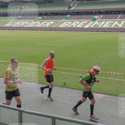 13.09.2026 - 21. swb-Marathon Bremen Michael Burmester http://msf.ph/oto/10334444 13.09.2026 13:08:06 Laufen im Stadion 132, 156, 310, 489, 551, 607, 682, 716, 800, 808, 809, 831, 834, 846, 884, 911, 922, 1025, 1124, 1173, 1189, 1210, 1285, 1289, 1322, 1364, 1369, 1387, 1395, 1398, 1532, 1545, 1559, 1600, 1688, 1831, 1841, 1854, 1871, 1899, 1926, 1938, 2003, 2041, 2070, 2090, 2215, 2219, 2229, 2283, 2318, 2366, 2380, 2405, 2413, 2440, 2467, 2492, 2565, 2611, 2635, 2699, 2707, 2721, 2727, 2731, 2755, 2782, 2802, 2818, 2823, 2831, 2841, 2866, 2897, 2911, 2930, 2949, 2960, 3067 meine-sportfotos.de