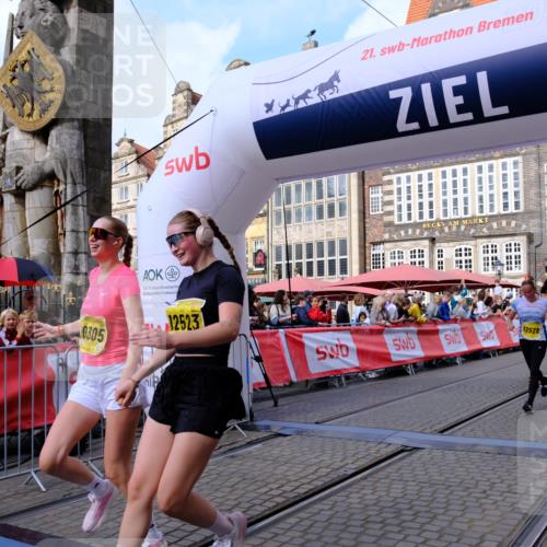 13.09.2026 - 21. swb-Marathon Bremen Tim E. http://msf.ph/oto/10334451 13.09.2026 11:06:07 Ziel 10018, 10168, 10238, 10305, 10382, 10457, 10619, 11024, 11132, 11164, 11477, 12156, 12186, 12378, 12501, 12523, 12528, 12773 meine-sportfotos.de
