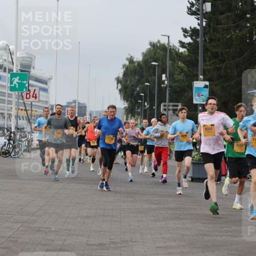 13.09.2026 - Kiel Lauf Andreas Tolksdorf http://msf.ph/oto/10334455 13.09.2026 09:52:22 Kiellinie 4, 1716, 8846, 9584, 2501, 2084, 1170, 10 meine-sportfotos.de