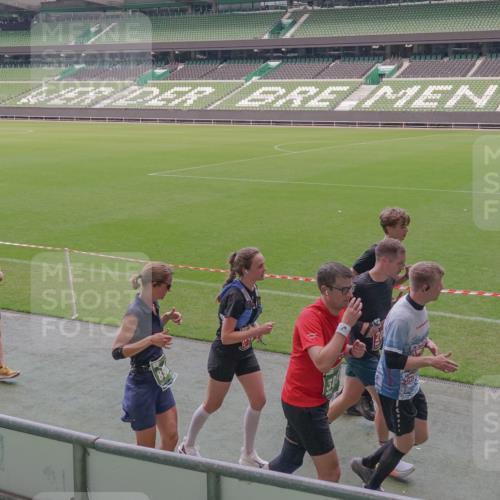 13.09.2026 - 21. swb-Marathon Bremen Michael Burmester http://msf.ph/oto/10334457 13.09.2026 13:08:09 Laufen im Stadion 132, 156, 489, 551, 607, 682, 716, 800, 808, 809, 831, 834, 846, 884, 911, 922, 1025, 1124, 1173, 1189, 1210, 1285, 1289, 1322, 1364, 1369, 1387, 1395, 1398, 1532, 1559, 1600, 1688, 1831, 1841, 1854, 1871, 1899, 1926, 1938, 2003, 2041, 2070, 2090, 2215, 2219, 2229, 2283, 2318, 2366, 2380, 2405, 2413, 2440, 2467, 2492, 2565, 2611, 2635, 2692, 2699, 2721, 2727, 2731, 2755, 2782, 2802, 2818, 2823, 2831, 2841, 2866, 2897, 2911, 2930, 2949, 2960, 3067 meine-sportfotos.de