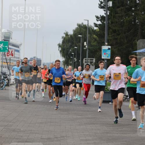 13.09.2026 - Kiel Lauf Andreas Tolksdorf http://msf.ph/oto/10334463 13.09.2026 09:52:22 Kiellinie 34, 1102, 7595, 9584, 8846, 1716, 2084 meine-sportfotos.de