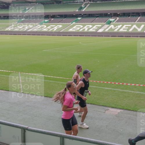 13.09.2026 - 21. swb-Marathon Bremen Michael Burmester http://msf.ph/oto/10334532 13.09.2026 13:08:24 Laufen im Stadion 132, 156, 489, 549, 551, 607, 625, 682, 716, 800, 808, 809, 834, 846, 884, 911, 922, 1025, 1124, 1150, 1173, 1189, 1210, 1285, 1289, 1322, 1364, 1387, 1395, 1398, 1532, 1559, 1600, 1688, 1831, 1841, 1854, 1871, 1880, 1899, 1926, 1938, 2003, 2041, 2070, 2215, 2219, 2229, 2243, 2283, 2318, 2366, 2380, 2405, 2413, 2429, 2441, 2467, 2492, 2565, 2611, 2635, 2692, 2699, 2721, 2727, 2731, 2755, 2782, 2802, 2818, 2823, 2831, 2841, 2866, 2897, 2911, 2930, 2941, 2949, 2960, 3067 meine-sportfotos.de