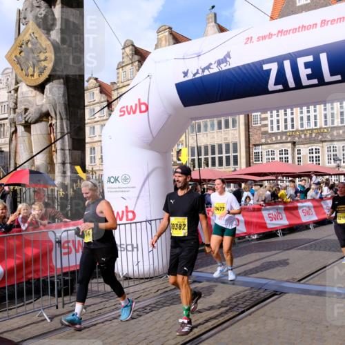 13.09.2026 - 21. swb-Marathon Bremen Tim E. http://msf.ph/oto/10334534 13.09.2026 11:06:12 Ziel 10018, 10168, 10204, 10305, 10382, 10619, 10662, 11024, 11132, 11156, 11164, 11477, 11775, 12186, 12378, 12486, 12523, 12528, 12773 meine-sportfotos.de