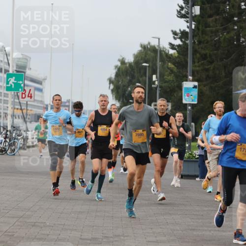 13.09.2026 - Kiel Lauf Andreas Tolksdorf http://msf.ph/oto/10334557 13.09.2026 09:52:25 Kiellinie 4, 1102, 4054, 8621, 7595, 1716 meine-sportfotos.de