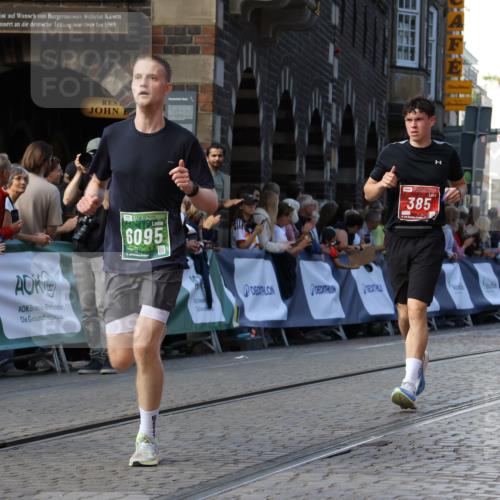 13.09.2026 - 21. swb-Marathon Bremen Strokosch-Dieckow http://msf.ph/oto/10334571 13.09.2026 13:17:19 Ziel 385, 1970, 2319, 3246, 3706, 3961, 4137, 4156, 6049, 6624, 6704, 6819, 6953, 7284, 7297, 7387, 8111, 8418, 8858, 560, 842, 2008, 3148, 4171, 5041, 5550, 6803, 7901, 8100, 8253, 8446, 8532, 8714, 9075 meine-sportfotos.de