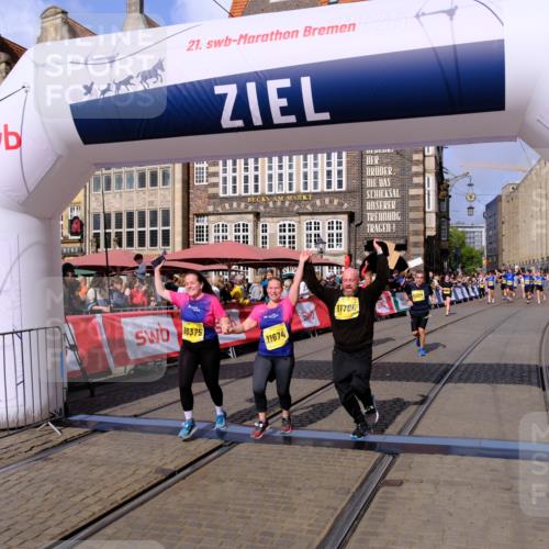 13.09.2026 - 21. swb-Marathon Bremen Tim E. http://msf.ph/oto/10334580 13.09.2026 11:06:25 Ziel 10204, 10375, 10619, 10662, 11029, 11132, 11156, 11460, 11674, 11690, 11775, 11786, 12186, 12486 meine-sportfotos.de