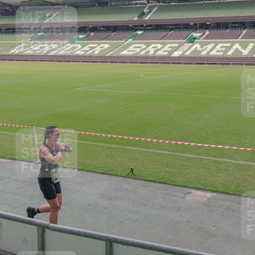 13.09.2026 - 21. swb-Marathon Bremen Michael Burmester http://msf.ph/oto/10334593 13.09.2026 13:08:33 Laufen im Stadion 132, 156, 383, 489, 549, 551, 563, 607, 625, 682, 800, 808, 809, 813, 834, 846, 884, 911, 1025, 1072, 1124, 1150, 1173, 1189, 1210, 1285, 1289, 1322, 1364, 1387, 1395, 1398, 1532, 1559, 1600, 1688, 1831, 1841, 1854, 1880, 1899, 1926, 2003, 2041, 2070, 2208, 2215, 2219, 2229, 2243, 2283, 2318, 2366, 2380, 2405, 2413, 2429, 2441, 2467, 2492, 2565, 2611, 2635, 2692, 2727, 2731, 2755, 2782, 2802, 2823, 2831, 2841, 2866, 2897, 2911, 2930, 2931, 2941, 2949, 2960, 3067, 3437, 3857 meine-sportfotos.de