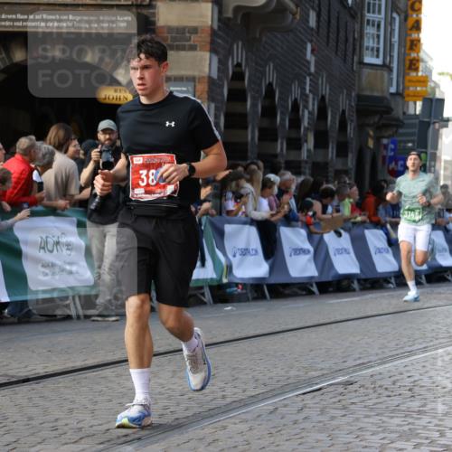 13.09.2026 - 21. swb-Marathon Bremen Strokosch-Dieckow http://msf.ph/oto/10334611 13.09.2026 13:17:20 Ziel 385, 1970, 2052, 2319, 3246, 3706, 3961, 4137, 4156, 6049, 6624, 6704, 6819, 6953, 7284, 7297, 7387, 8111, 8418, 8858, 560, 2008, 3148, 4171, 5041, 5550, 6803, 7901, 8100, 8250, 8253, 8446, 8532, 8714, 9075 meine-sportfotos.de