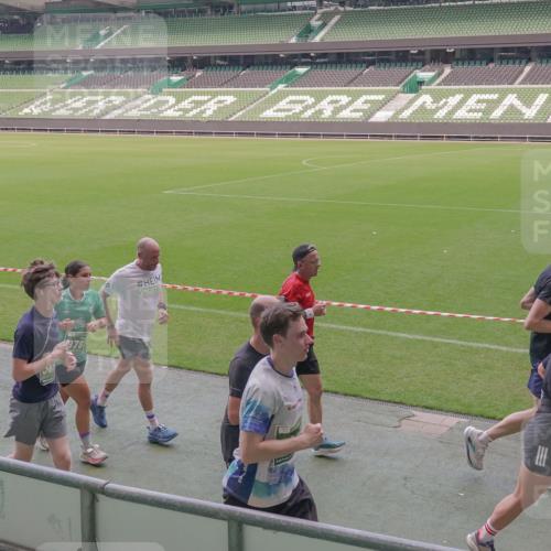 13.09.2026 - 21. swb-Marathon Bremen Michael Burmester http://msf.ph/oto/10334622 13.09.2026 13:08:39 Laufen im Stadion 132, 383, 489, 532, 549, 551, 563, 607, 625, 682, 800, 808, 809, 813, 834, 846, 884, 911, 1025, 1072, 1124, 1150, 1173, 1189, 1210, 1285, 1289, 1322, 1364, 1387, 1395, 1398, 1532, 1559, 1600, 1688, 1831, 1841, 1854, 1880, 1899, 1926, 2003, 2041, 2070, 2208, 2215, 2229, 2243, 2283, 2366, 2380, 2405, 2413, 2429, 2441, 2467, 2492, 2565, 2611, 2635, 2692, 2727, 2731, 2755, 2782, 2802, 2823, 2831, 2841, 2866, 2897, 2930, 2931, 2941, 2949, 3067, 3437, 3857 meine-sportfotos.de