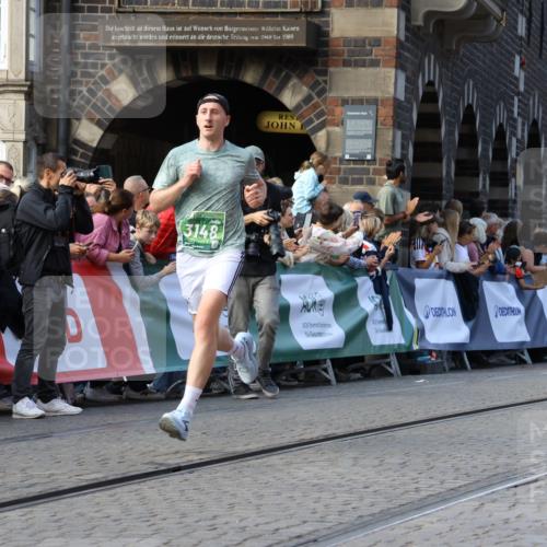 13.09.2026 - 21. swb-Marathon Bremen Strokosch-Dieckow http://msf.ph/oto/10334624 13.09.2026 13:17:23 Ziel 385, 1970, 2052, 2319, 3246, 3706, 4156, 6049, 6624, 6704, 6819, 6953, 7284, 7297, 8111, 8418, 8858, 560, 2008, 2234, 3760, 4171, 5041, 5550, 6803, 7901, 8100, 8250, 8253, 8446, 8532, 8714, 9075, 9400 meine-sportfotos.de