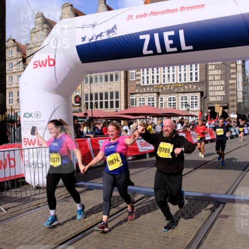 13.09.2026 - 21. swb-Marathon Bremen Tim E. http://msf.ph/oto/10334625 13.09.2026 11:06:25 Ziel 10204, 10375, 10619, 10662, 11029, 11132, 11156, 11460, 11674, 11690, 11775, 11786, 12186, 12486 meine-sportfotos.de