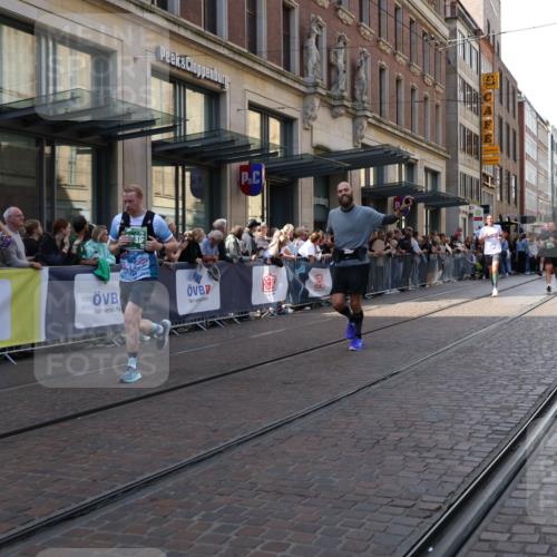 13.09.2026 - 21. swb-Marathon Bremen Strokosch-Dieckow http://msf.ph/oto/10334653 13.09.2026 13:24:21 Ziel 282, 789, 790, 1516, 1582, 2280, 3015, 3375, 3524, 3994, 4198, 4262, 4277, 5328, 5572, 5664, 5668, 5669, 5953, 6080, 6626, 6807, 7568, 8310, 8636, 8784, 8881, 9264, 9541, 9676, 10069, 10071, 10097, 10103, 102, 776, 909, 1199, 1250, 2295, 2370, 2491, 2967, 3372, 4000, 4559, 5012, 5208, 5257, 5397, 5481, 5623, 5928, 5929, 6105, 6772, 7059, 7069, 7081, 7156, 8082, 8179, 8415, 9087, 9573, 9916 meine-sportfotos.de