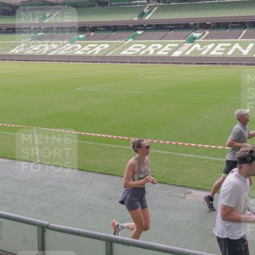13.09.2026 - 21. swb-Marathon Bremen Michael Burmester http://msf.ph/oto/10334670 13.09.2026 13:08:44 Laufen im Stadion 383, 391, 489, 532, 549, 551, 563, 607, 625, 682, 800, 808, 809, 813, 846, 884, 898, 911, 1025, 1072, 1124, 1150, 1173, 1189, 1210, 1285, 1289, 1322, 1364, 1387, 1395, 1398, 1532, 1559, 1600, 1688, 1831, 1841, 1854, 1880, 1899, 2003, 2041, 2070, 2208, 2215, 2229, 2243, 2283, 2366, 2380, 2405, 2413, 2429, 2441, 2467, 2471, 2492, 2565, 2611, 2635, 2692, 2727, 2755, 2782, 2802, 2823, 2831, 2841, 2866, 2897, 2930, 2931, 2941, 2949, 3067, 3316, 3437, 3707, 3857 meine-sportfotos.de