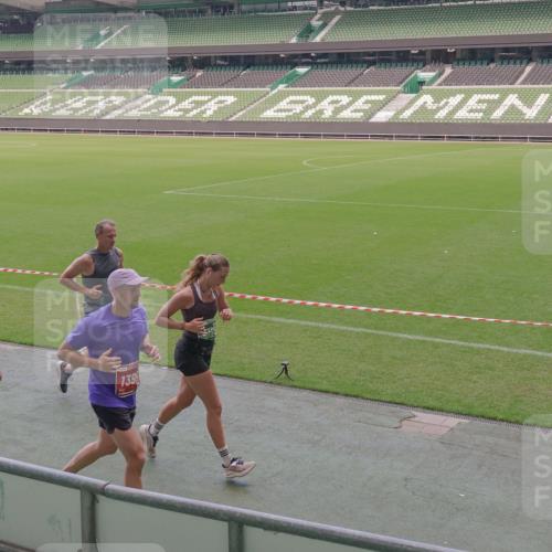 13.09.2026 - 21. swb-Marathon Bremen Michael Burmester http://msf.ph/oto/10334679 13.09.2026 13:08:45 Laufen im Stadion 383, 391, 489, 532, 549, 551, 563, 607, 625, 682, 800, 808, 809, 813, 846, 884, 898, 911, 1025, 1072, 1124, 1150, 1173, 1189, 1210, 1285, 1289, 1322, 1364, 1387, 1395, 1398, 1532, 1559, 1600, 1688, 1831, 1841, 1854, 1880, 1899, 2003, 2041, 2208, 2215, 2229, 2243, 2283, 2366, 2380, 2405, 2413, 2429, 2441, 2467, 2471, 2492, 2565, 2611, 2635, 2692, 2727, 2755, 2782, 2802, 2823, 2831, 2841, 2866, 2897, 2930, 2931, 2941, 2949, 3067, 3316, 3437, 3707, 3857 meine-sportfotos.de