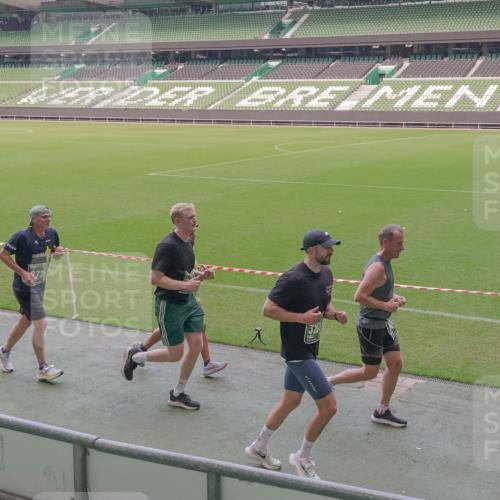 13.09.2026 - 21. swb-Marathon Bremen Michael Burmester http://msf.ph/oto/10334691 13.09.2026 13:08:46 Laufen im Stadion 383, 391, 489, 532, 549, 551, 563, 607, 625, 682, 800, 808, 809, 813, 846, 884, 898, 911, 1025, 1072, 1124, 1150, 1173, 1210, 1285, 1289, 1322, 1364, 1387, 1395, 1398, 1532, 1559, 1600, 1688, 1831, 1841, 1854, 1880, 1899, 2003, 2041, 2208, 2215, 2229, 2243, 2283, 2366, 2380, 2405, 2413, 2429, 2441, 2467, 2471, 2492, 2565, 2611, 2635, 2692, 2727, 2755, 2782, 2802, 2823, 2831, 2841, 2866, 2897, 2930, 2931, 2941, 2949, 3067, 3316, 3333, 3437, 3707, 3857 meine-sportfotos.de