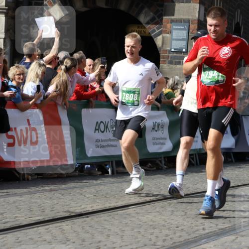 13.09.2026 - 21. swb-Marathon Bremen Strokosch-Dieckow http://msf.ph/oto/10334697 13.09.2026 13:31:38 Ziel 217, 1398, 1627, 2244, 2602, 2707, 3152, 3343, 3392, 3396, 3579, 3762, 4477, 4647, 5375, 5504, 5673, 5720, 5765, 5979, 6147, 6619, 6968, 7001, 7296, 7812, 8035, 8097, 8339, 8342, 8726, 9147, 9274, 9337, 9822, 9969, 9977, 13066, 310, 578, 846, 3115, 3205, 3239, 3244, 3278, 3858, 3989, 4030, 4164, 4998, 5158, 5325, 5363, 5899, 6062, 6100, 6193, 6213, 6354, 6602, 7242, 7260, 7608, 7790, 7941, 7964, 8078, 8166, 8206, 8247, 9016, 9033, 9188, 9568, 9785, 9914, 13151 meine-sportfotos.de