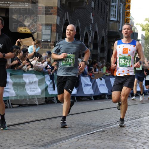 13.09.2026 - 21. swb-Marathon Bremen Strokosch-Dieckow http://msf.ph/oto/10334732 13.09.2026 13:17:25 Ziel 385, 1970, 2052, 2319, 3246, 3706, 4156, 4805, 6624, 6704, 6759, 6819, 6953, 7284, 8111, 8418, 8858, 560, 771, 1297, 2008, 2234, 2812, 3760, 4171, 4498, 4499, 5041, 5550, 7901, 8100, 8250, 8253, 8446, 8714, 9075, 9400 meine-sportfotos.de