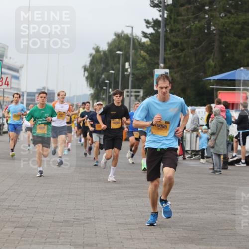 13.09.2026 - Kiel Lauf Andreas Tolksdorf http://msf.ph/oto/10334736 13.09.2026 09:52:33 Kiellinie 84, 8920, 2181, 10260, 0095, 5218 meine-sportfotos.de