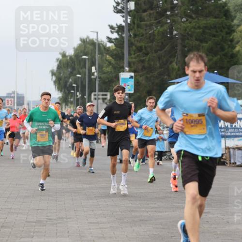 13.09.2026 - Kiel Lauf Andreas Tolksdorf http://msf.ph/oto/10334742 13.09.2026 09:52:34 Kiellinie 3, 4, 3, 8920, 0260, 571, 10095 meine-sportfotos.de
